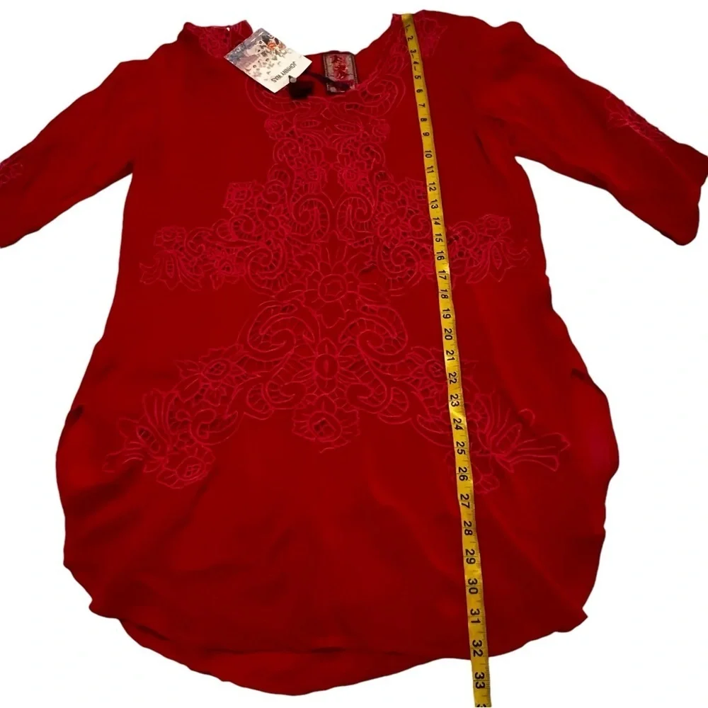 NWT Johnny Was Arlene appliqué Red Lace Tunic top with scoop neck 3/4 sleeves